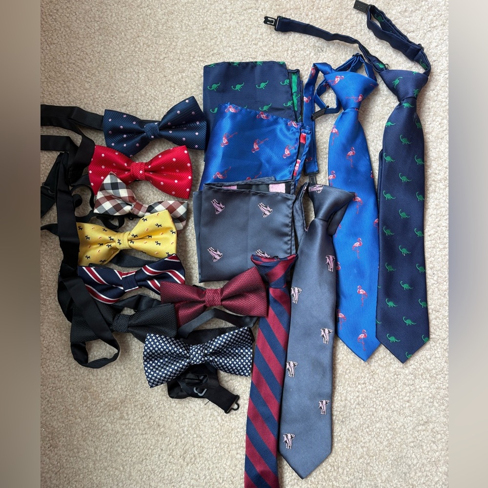 Boys tie/bow tie lot